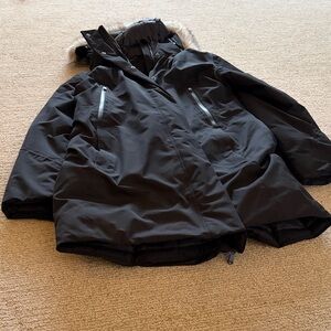 Athleta Black Ski Jacket with Fur Trim